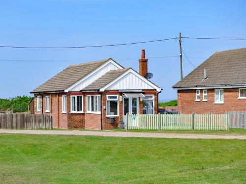 Bacton House | Cottage By The Sea