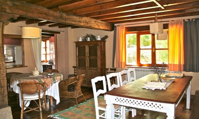 Abiada Cottage | Cottage for 8 people with views of the forests and mountains in the area