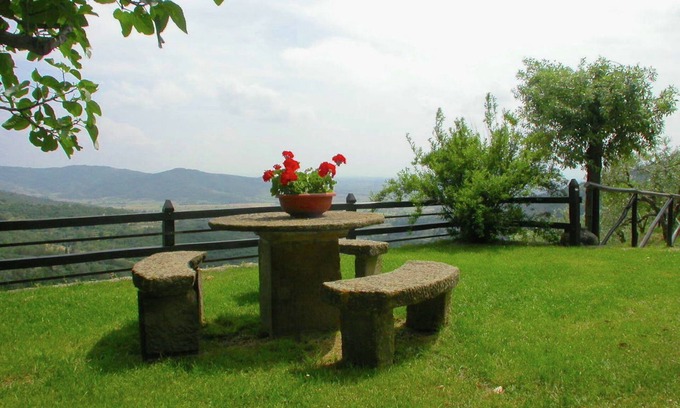 Cortona Cottage | Cottage in Cortona with Pool & Stunning Views