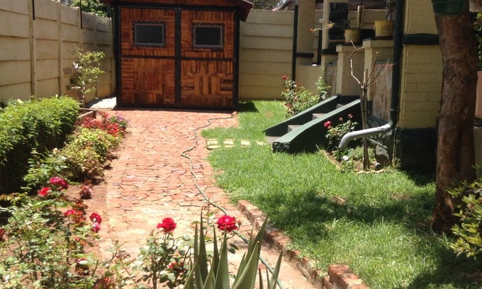 Orange Grove House | Cottage in Orange Grove