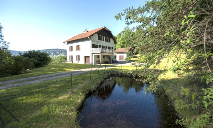 Le Tholy Apartment | Cottage in the countryside 10 km from Gérardmer