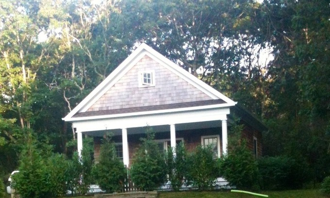 Sag Harbor Cottage | COTTAGE IS AVAILABLE for FALL& WINTER STAYS