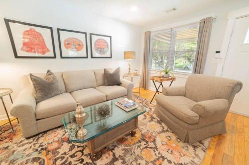 Northwest Quadrant House | Cottage on Greene! Downtown Beaufort several Blocks Away and Parris Island a 10 Minute Drive