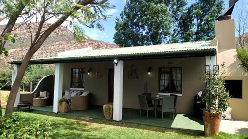 Montagu Apartment | Cottage on Long