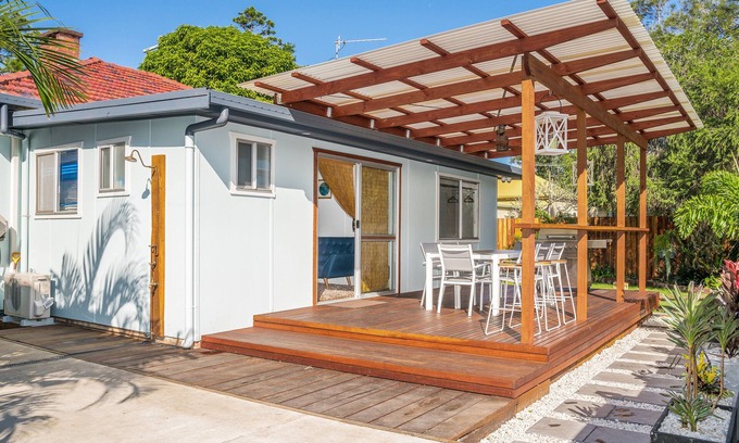Byron Bay Cottage | Cottage on Middleton - footsteps from Byron's lively town centre