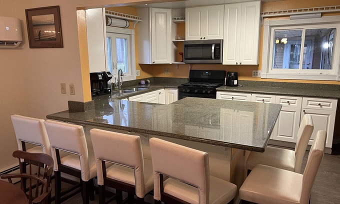 Town of Varick Cottage | Cottage on Seneca Lake with Private Dock