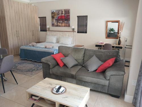 Somerset West Apartment | Cottage@Somerset