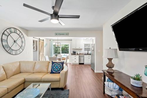 Polk Village House | Cottage Under the Magnolia Trees