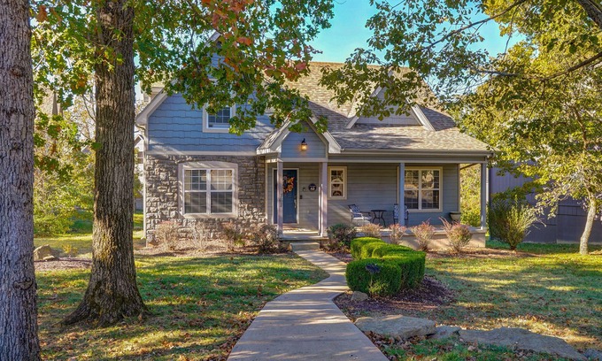 Hollister Cottage | Cottage with 2 Pools, Splash Pad and Private Hot Tub