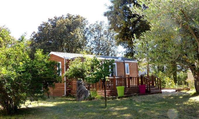 Saint-Siffret Ski Chalet | Cottage - wood 4 people, 10 min Uzès, WIFI, quiet, 10x5 pool