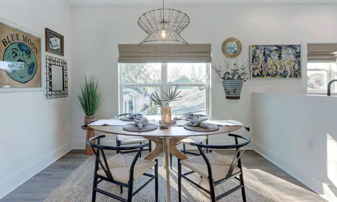Thunderbolt Cottage | Cotton Bleu at The Village on The Bluff