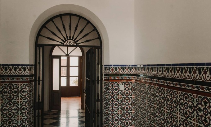 La Puebla de los Infantes House | Country House 'Casa Rural Leal' with Private Pool, Wi-Fi and Air Conditioning