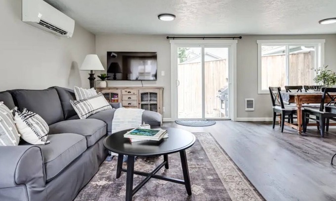 Bethel-Danebo House | Country Classic Home-Short drive to the vineyards