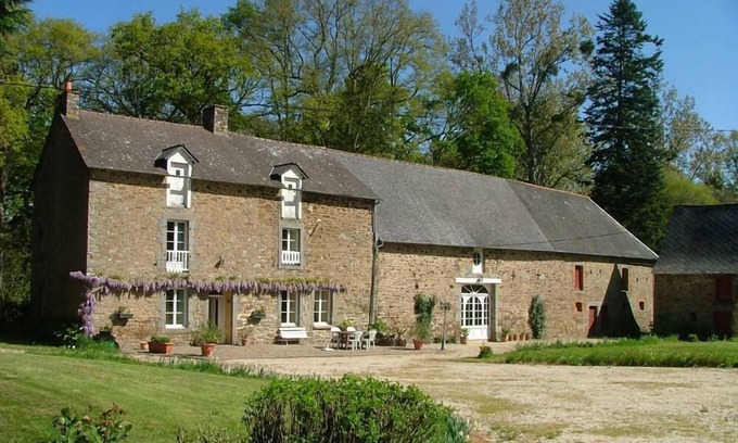 Miniac-Morvan Cottage | Country Cottage/Gite - Miniac Morvan