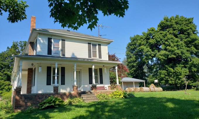 Hillsdale Other | Country farmhouse close to Hillsdale College.