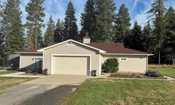 Bonners Ferry House | Country getaway close to town