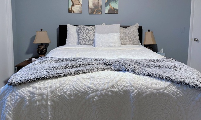 Antioch Bed & Breakfast | Country Hideaway minutes from downtown Nashville
