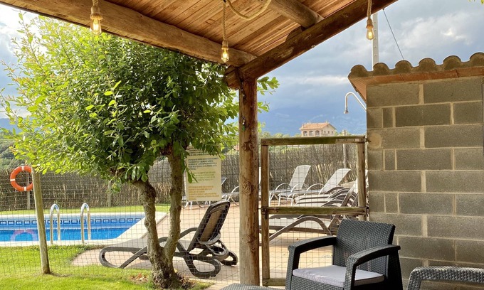 Casserres Cottage | country holiday home - 9 rooms - 10/14 persons