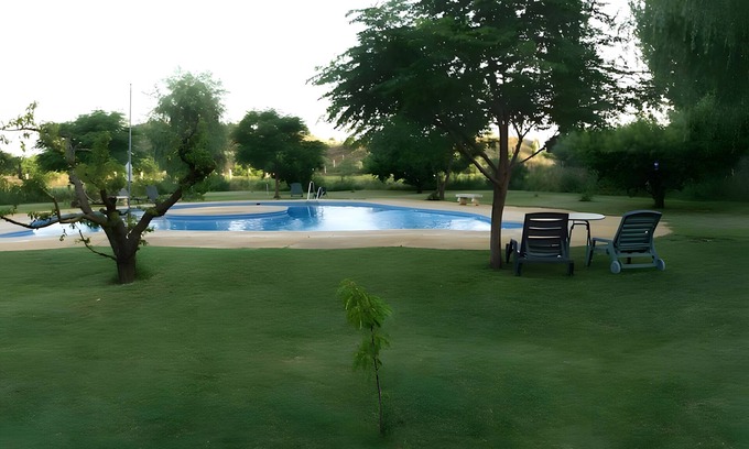 Benalua de Guadix House | Country House 'El Melocotonero' with Mountain View, Wi-Fi and Air Conditioning