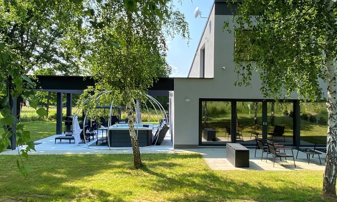 Gospic Villa | Country house Greenfields - luxurious house in untouched nature