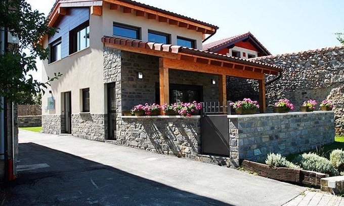 Villanane House | Country House 'Orlegy' with Mountain Views, Private Terrace and Private Garden