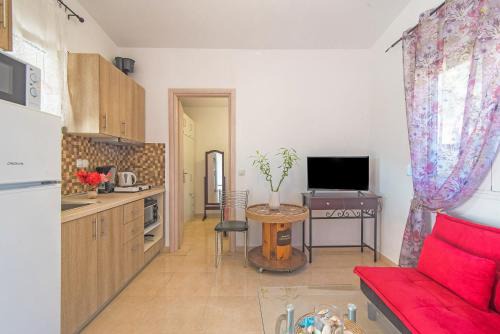 Sinarades House | Country House Patsou