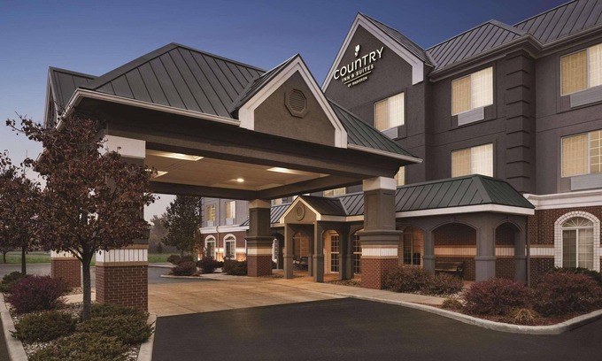 Michigan City Hotel | Country Inn & Suites by Radisson, Michigan City, IN