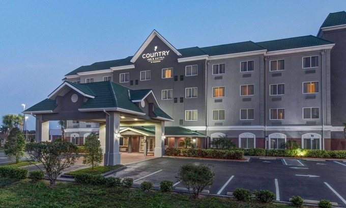 Pinellas Park Hotel | Country Inn & Suites by Radisson, St. Petersburg - Clearwater, FL