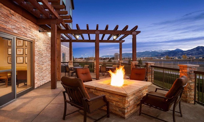 Bozeman Hotel | Country Inn & Suites by Radisson, Bozeman, MT