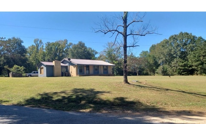 Moundville House | Country Living just for You!