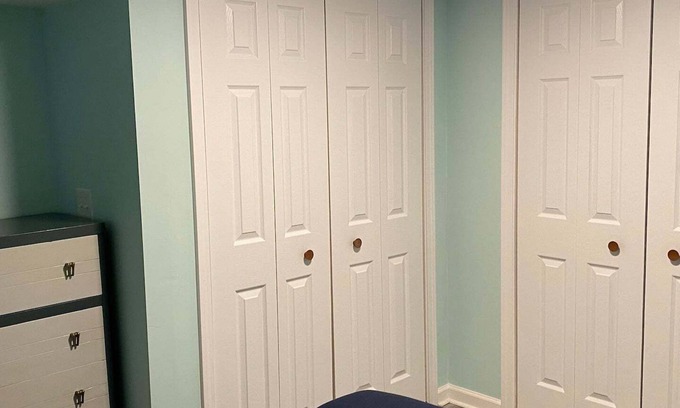 Charleston Apartment | country living patio apt in town new w/king&queen