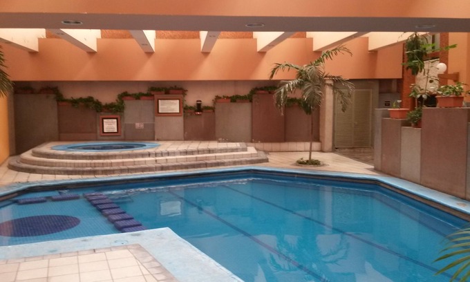 Guadalajara Hotel | Country Plaza