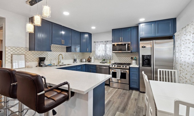 Palmdale House | Country-Style Desert Retreat in Center of Palmdale