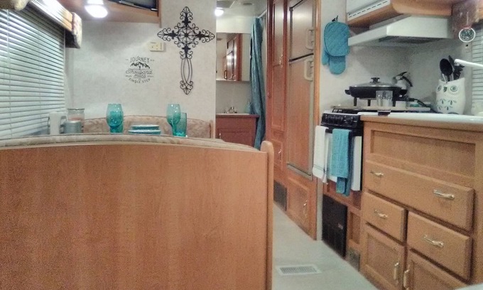 Woodlake House | Countryside Glamping