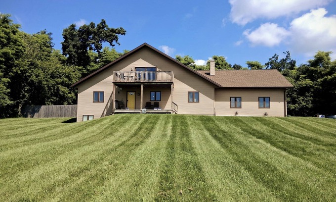 Oxford House | Countryside retreat with modern amenities, game room, & beautiful view