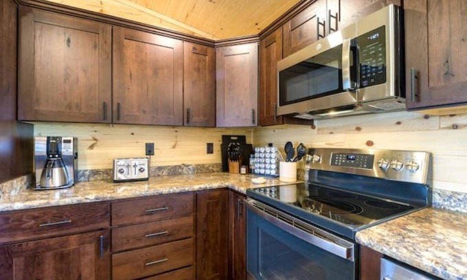 Florence House | County Line Cabin