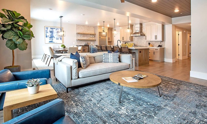 Park City Resort | Courchevel Penthouse with Stunning Views | Chef's Kitchen, and Onsite Amenities