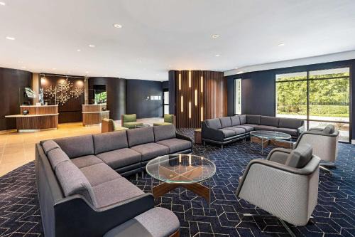 Anaheim Resort Hotel | Courtyard by Marriott Anaheim Resort/Convention Center