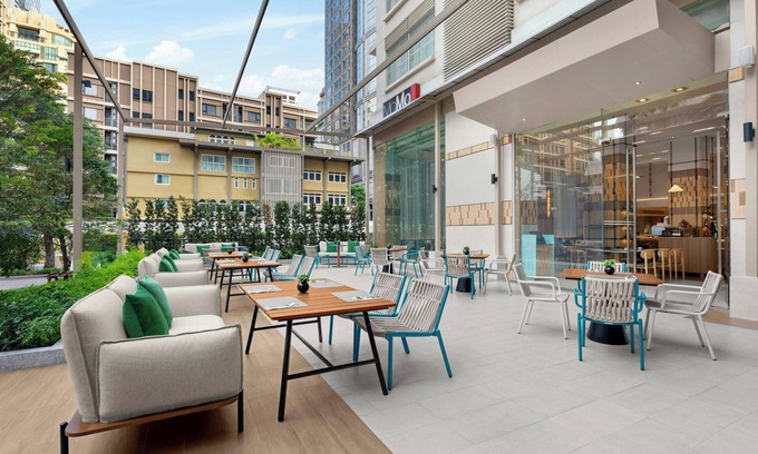 Ratchaprasong Hotel | Courtyard by Marriott Bangkok