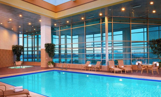 Downtown Detroit Hotel | Courtyard By Marriott Detroit Downtown