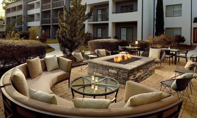 Greenville - Spartanburg Hotel | Courtyard by Marriott Greenville Haywood Mall