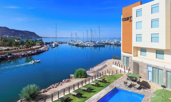 La Paz Hotel | Courtyard by Marriott La Paz Baja California Sur