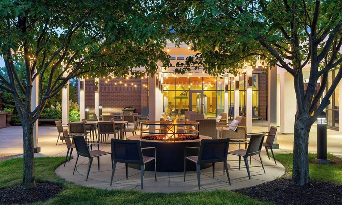 Middleton Hotel | Courtyard by Marriott Madison West Middleton