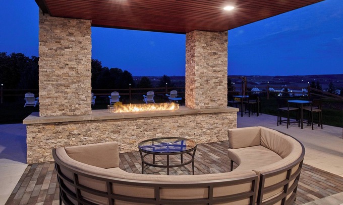 Petoskey Hotel | Courtyard by Marriott Petoskey at Victories Square