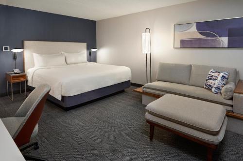 Mississauga Hotel | Courtyard by Marriott Toronto Mississauga/Meadowvale