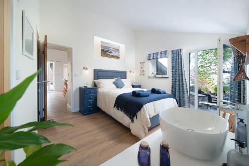 Barnstaple House | Courtyard Cottage