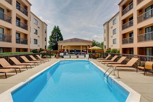 Croasdaile Farm Master Hotel | Courtyard Durham Near Duke University/Downtown