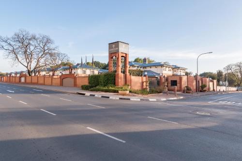 Greater Johannesburg Metropolitan Area Hotel | Courtyard Hotel Rosebank