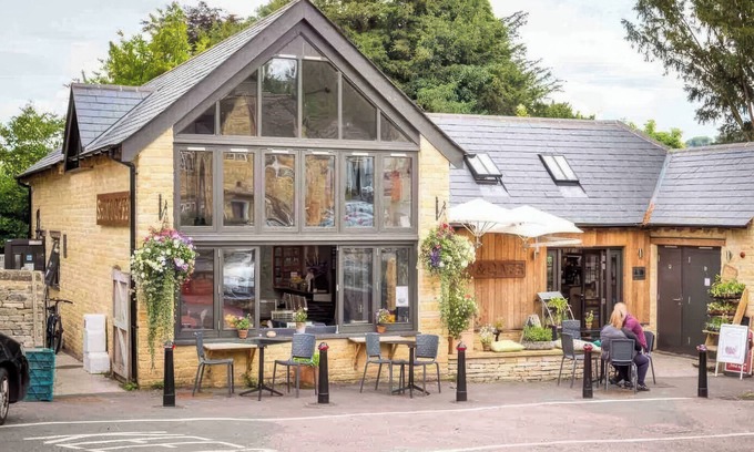 Blockley Cottage | COURTYARD HOUSE, family friendly, with open fire in Blockley