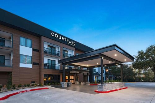 The Woodlands Hotel | Courtyard Houston The Woodlands